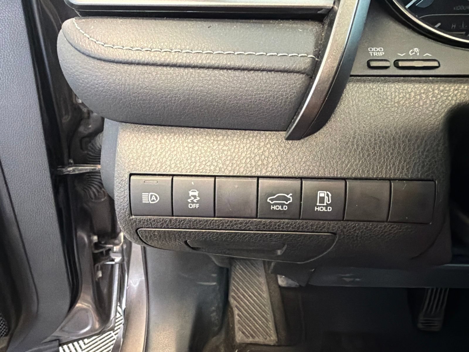 Used 2024 Toyota Camry SE FWD image 15