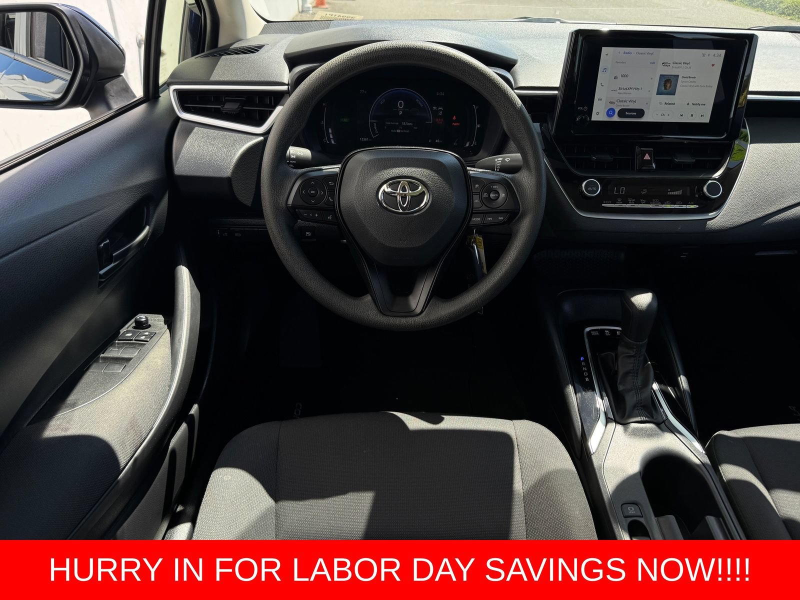 Used 2026 Toyota Corolla LE FWD image 15
