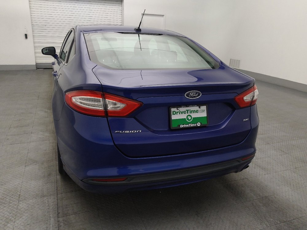 Used 2016 Ford Fusion SE image 6