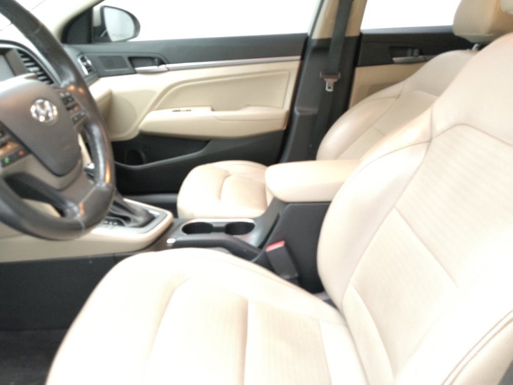 Used 2018 Hyundai Elantra Limited image 17