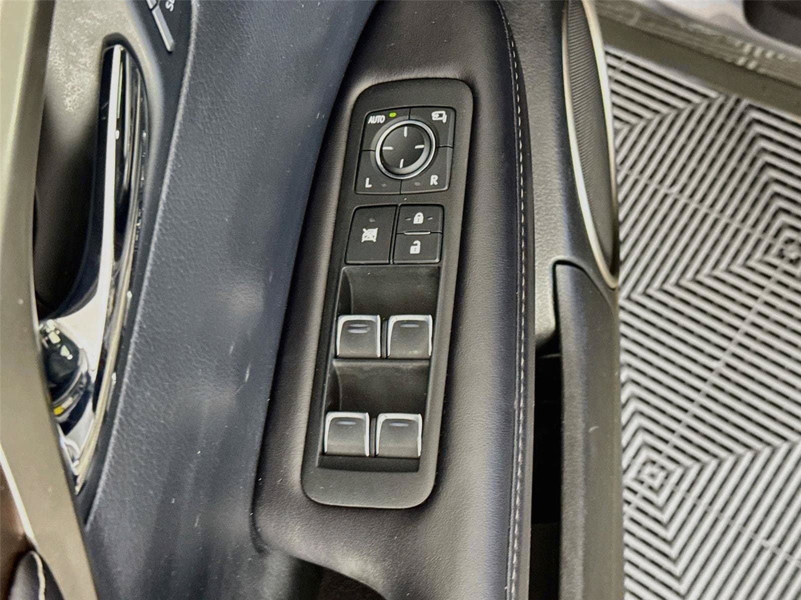 Used 2020 Lexus RX 350 AWD w/ Premium Package image 21