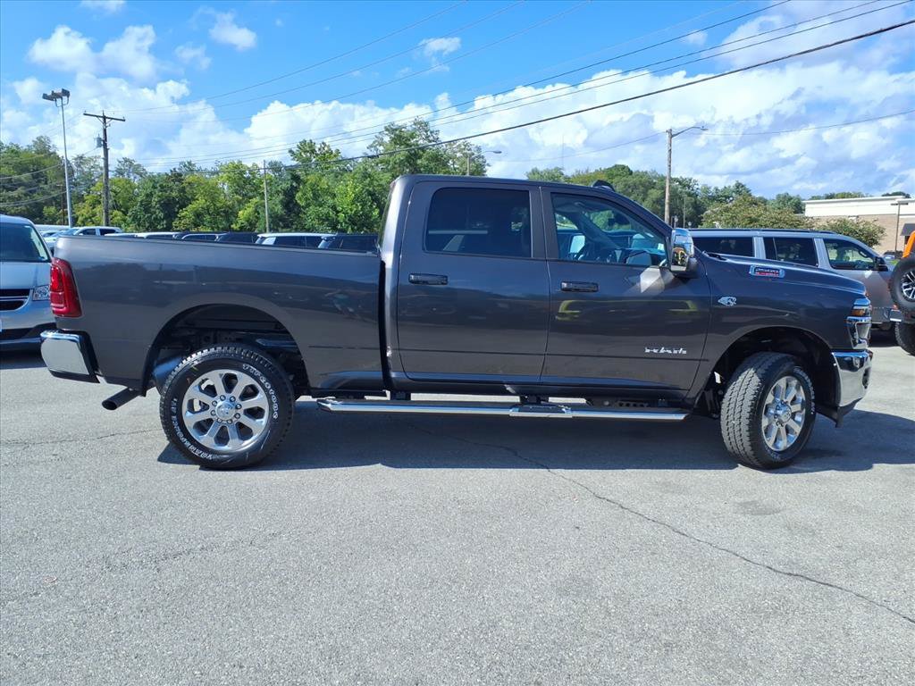 New 2027 RAM 2500 Laramie AWD/4WD image 3