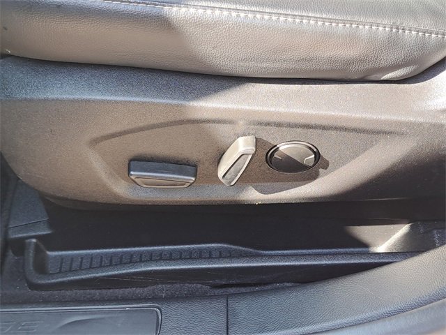 Used 2024 Ford Edge SEL image 21