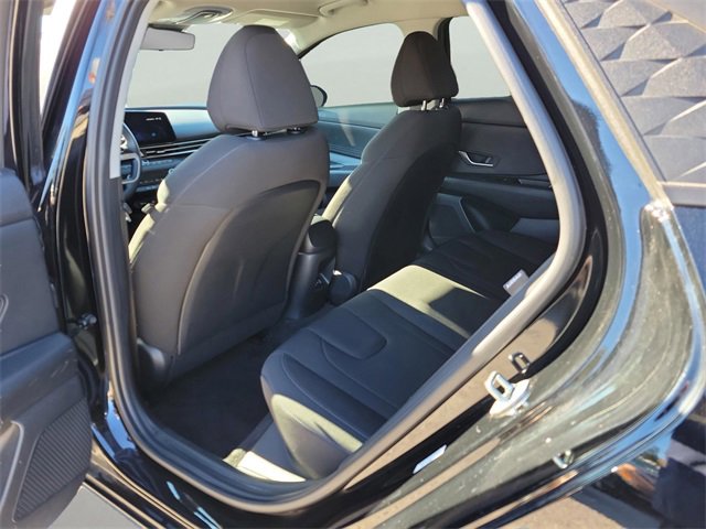 Certified 2024 Hyundai Elantra SEL image 8