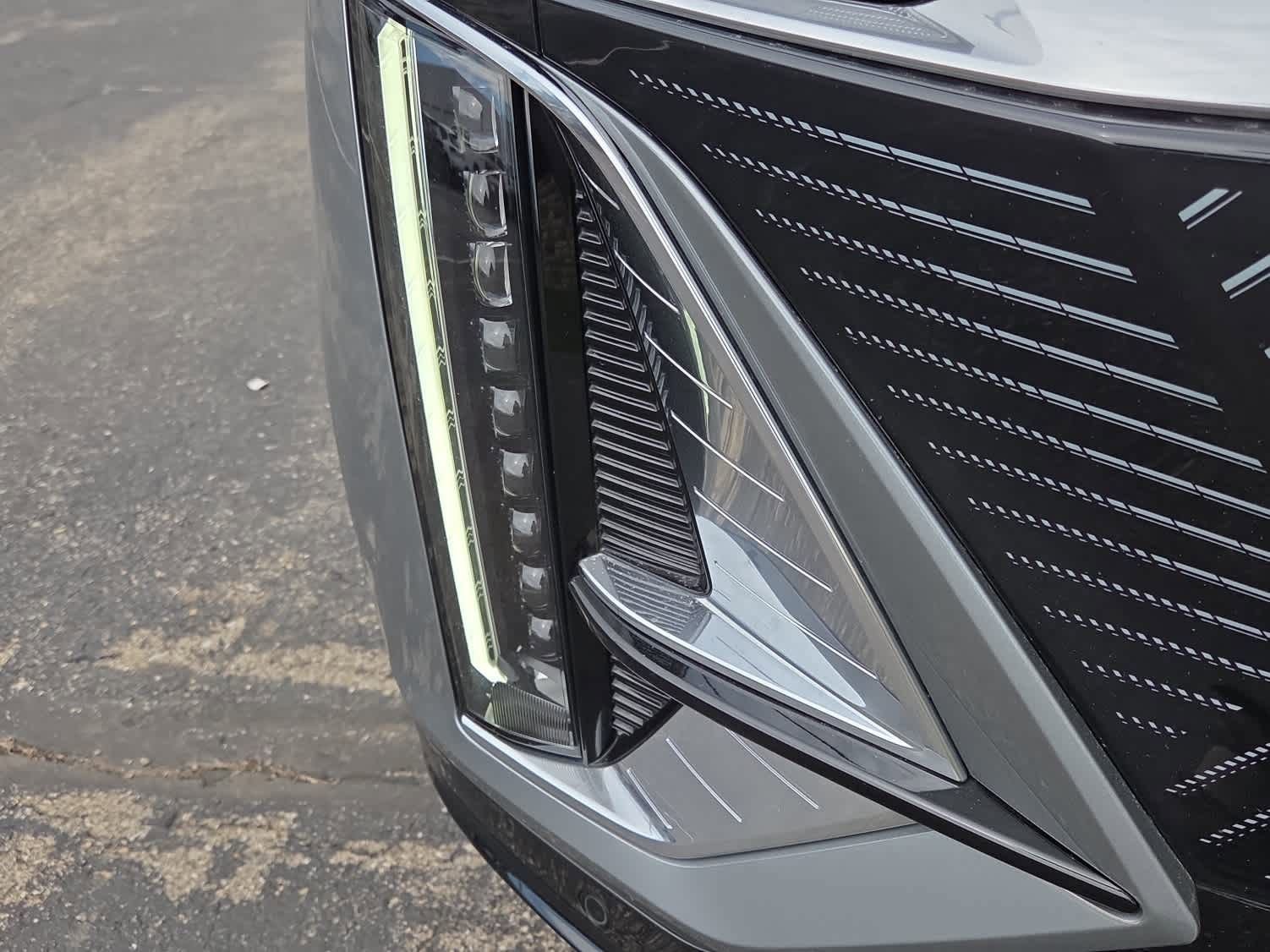 Used 2024 Cadillac Lyriq Luxury w/ LPO, Floor Liner Package image 5