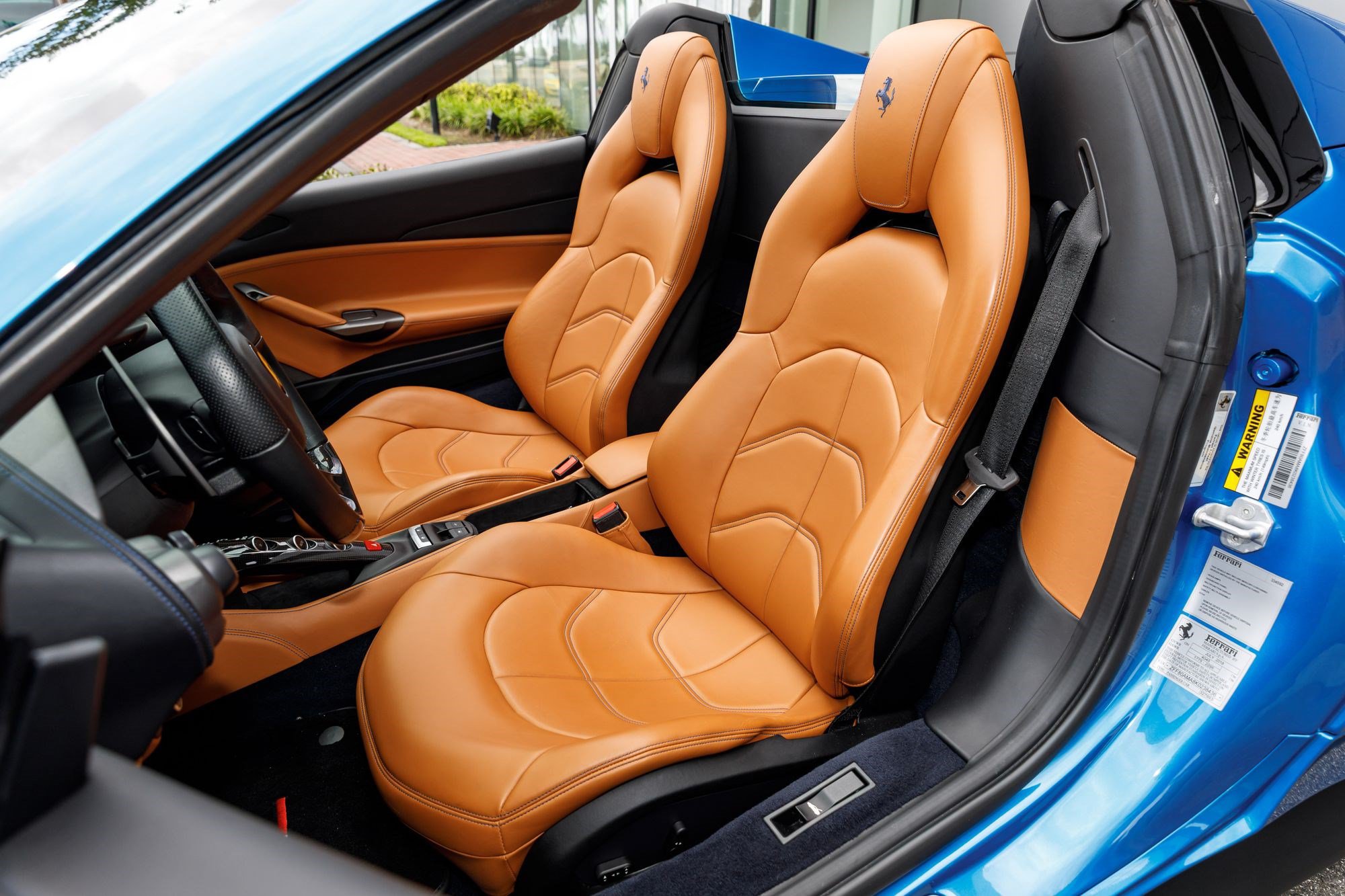 Used 2019 Ferrari 488 Spider RWD image 33