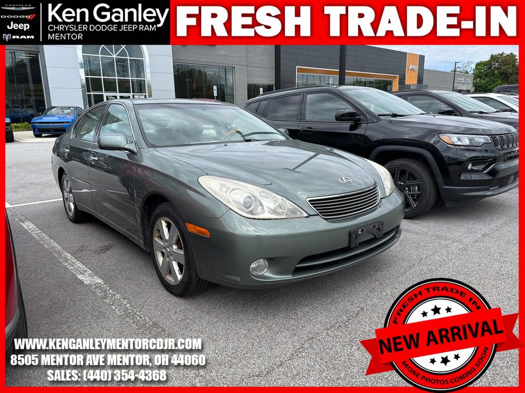 Used 2005 Lexus ES 330 FWD image 1