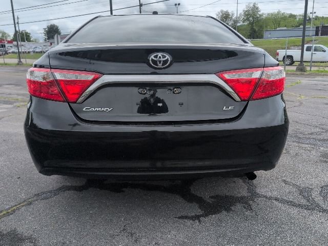 Used 2015 Toyota Camry LE w/ Moonroof Package FWD image 7
