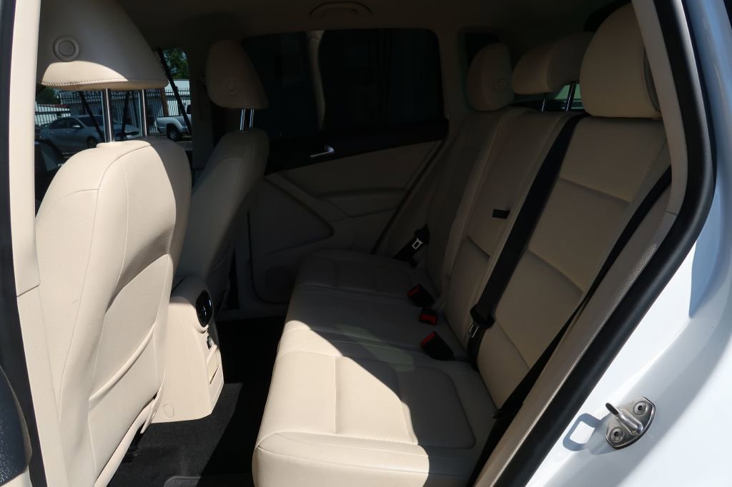 Used 2012 Volkswagen Tiguan SE AWD/4WD image 7