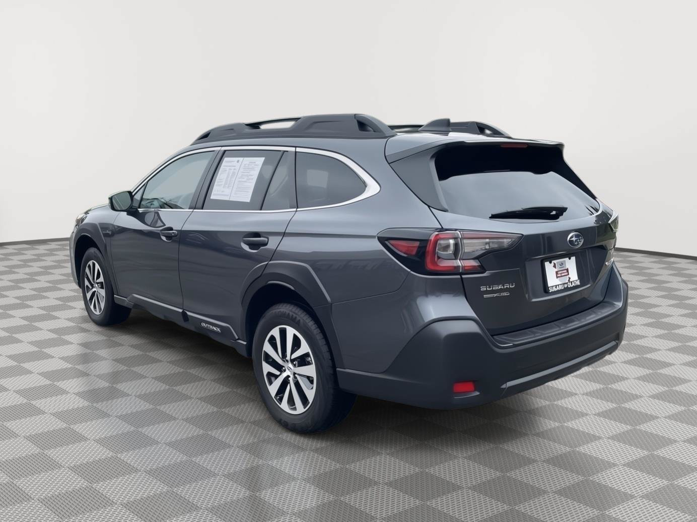 Certified 2025 Subaru Outback Premium w/ Popular Package #1A AWD/4WD image 13