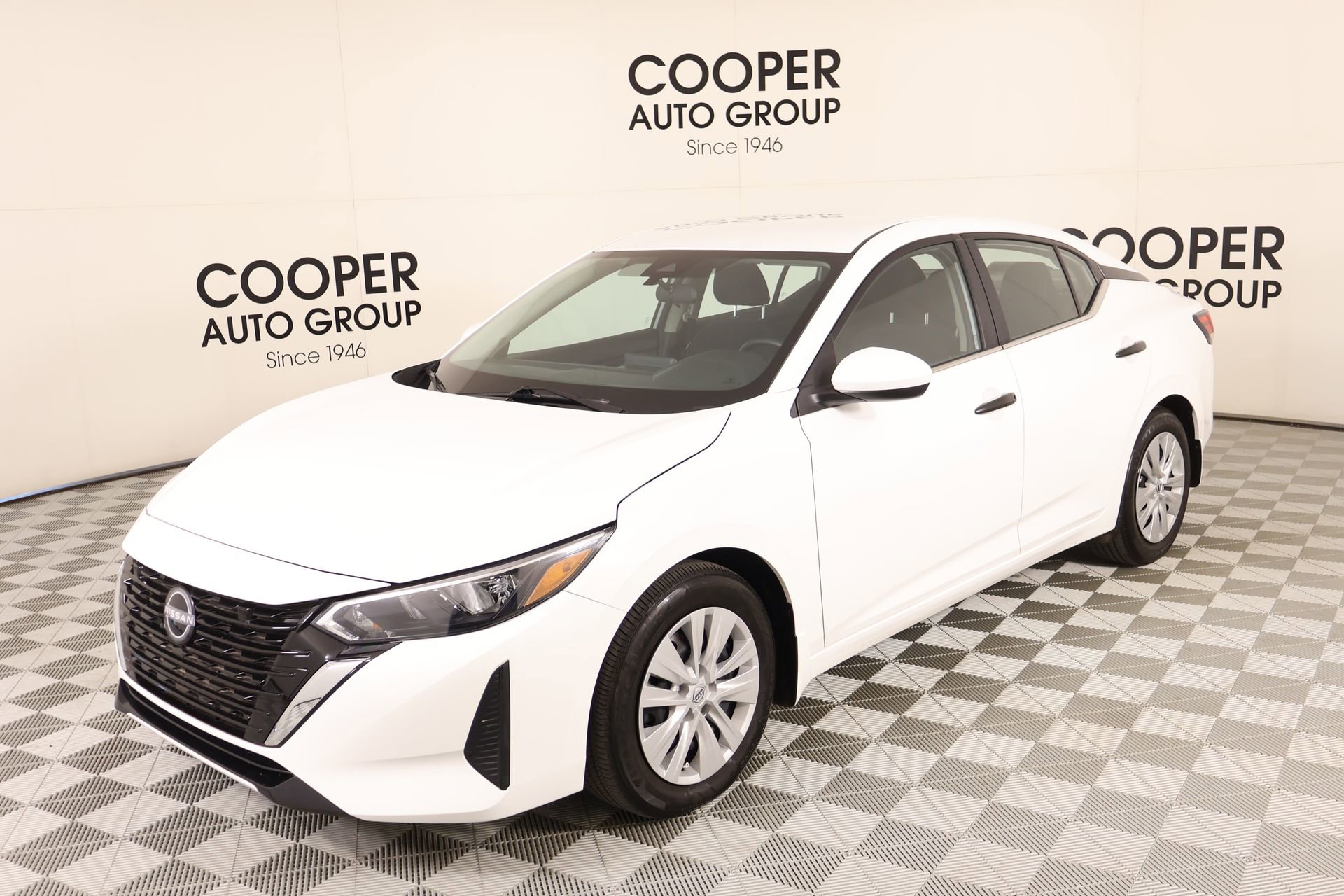 Used 2025 Nissan Sentra S image 9