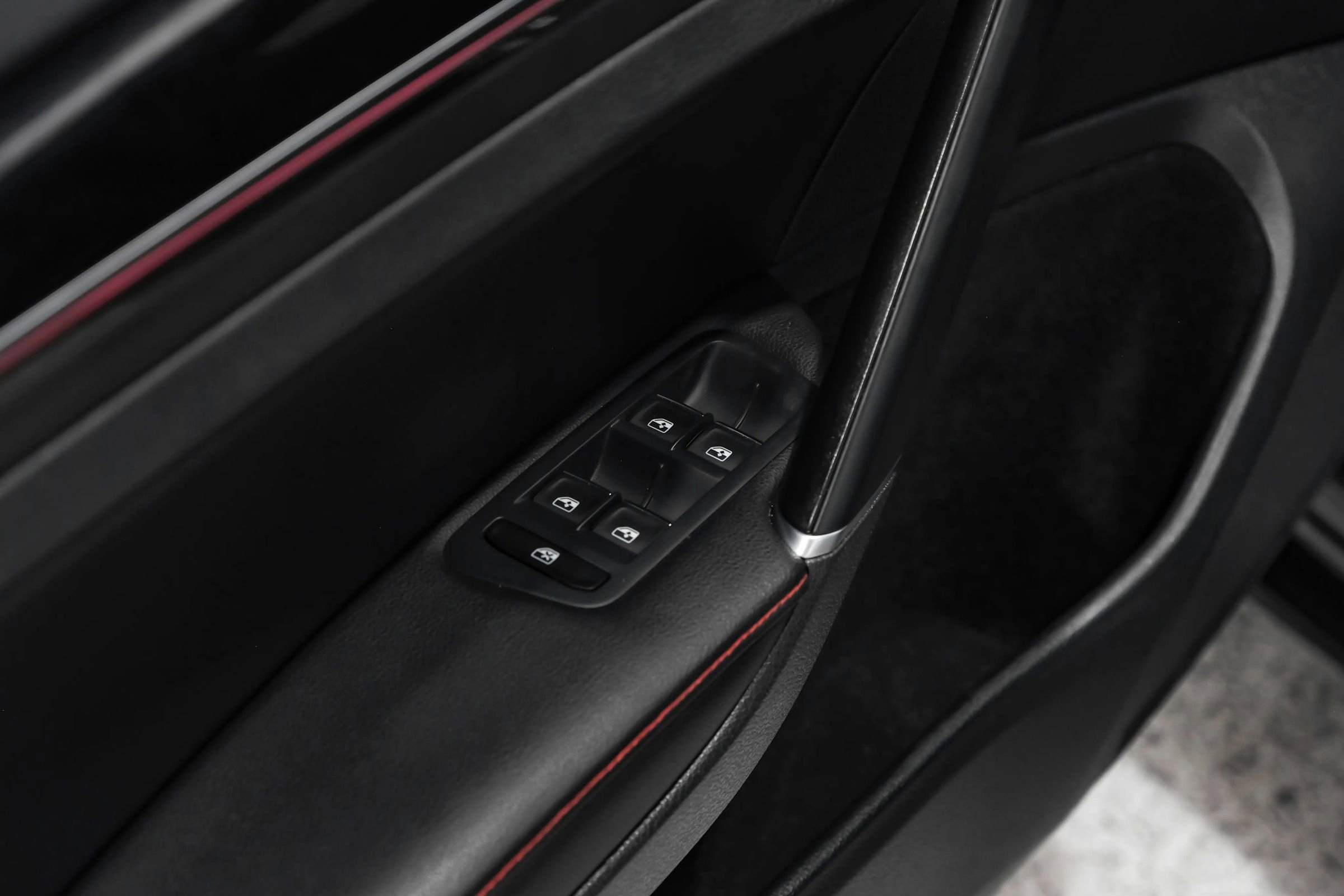 Used 2017 Volkswagen GTI Autobahn FWD image 41