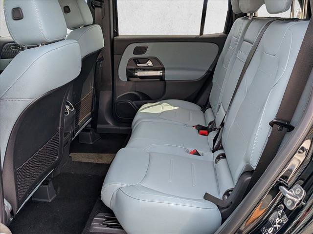 New 2026 Mercedes-Benz GLB 250 4MATIC image 17