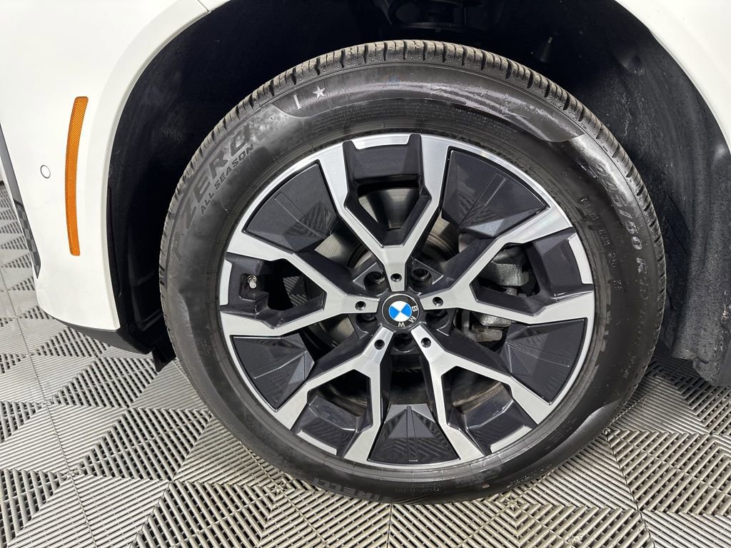 Used 2025 BMW X3 xDrive30i w/ Convenience Package image 5