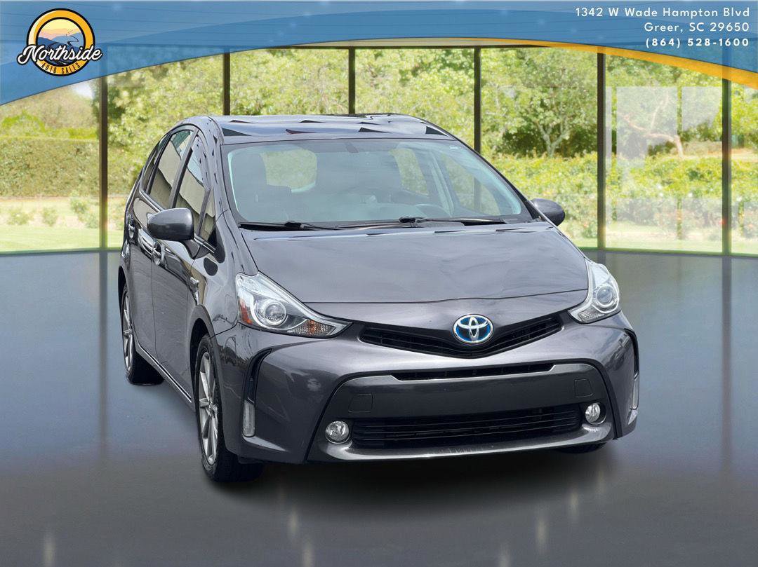 Used 2016 Toyota Prius V Five FWD image 3