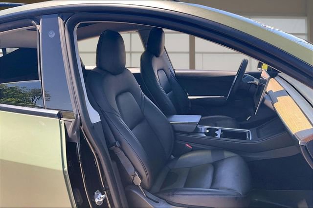 Used 2022 Tesla Model Y Long Range AWD/4WD image 7