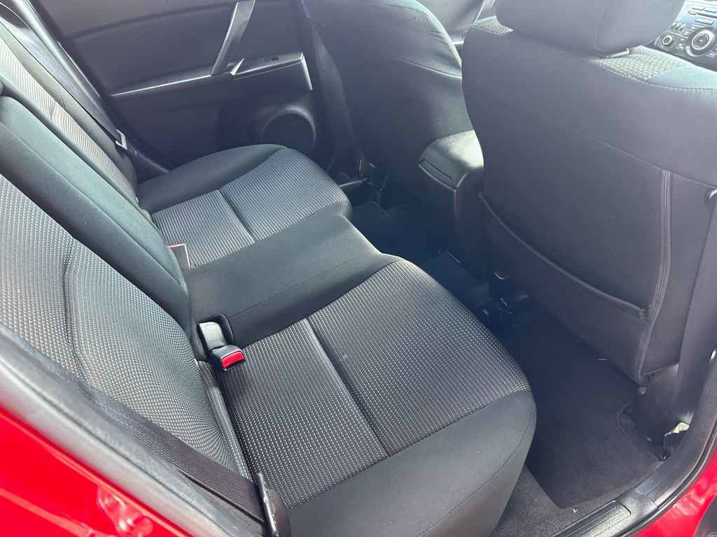Used 2013 MAZDA MAZDA3 i Touring image 14