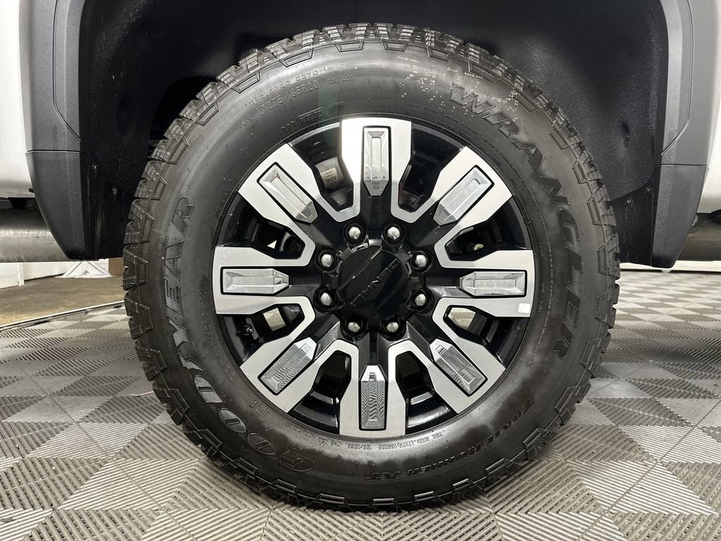 New 2025 GMC Sierra 2500 Denali w/ Denali Reserve Package image 15