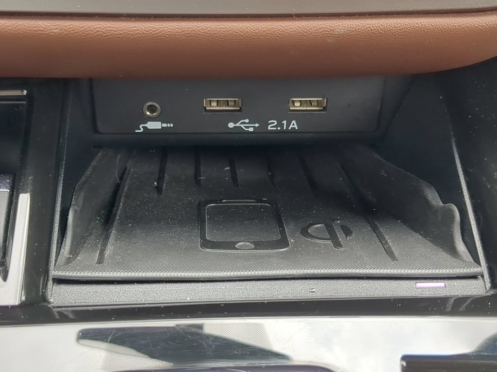 Used 2020 Subaru Outback Touring w/ Popular Package #2 AWD/4WD image 25