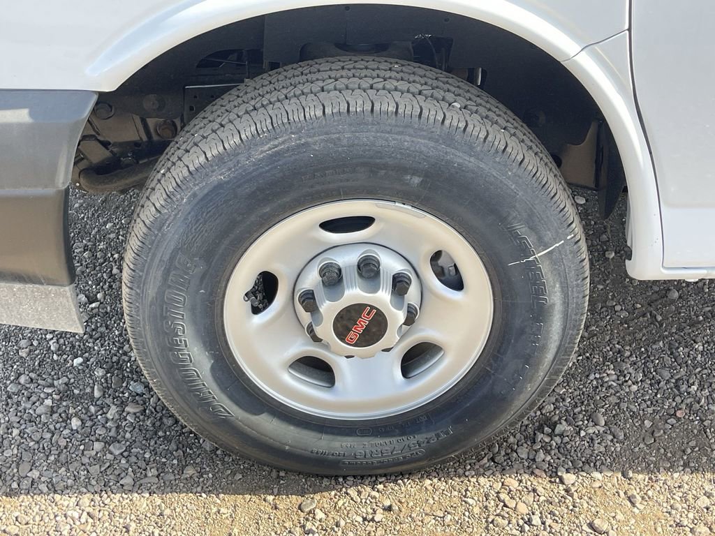 New 2025 GMC Savana 2500 w/ Driver Convenience Package image 32