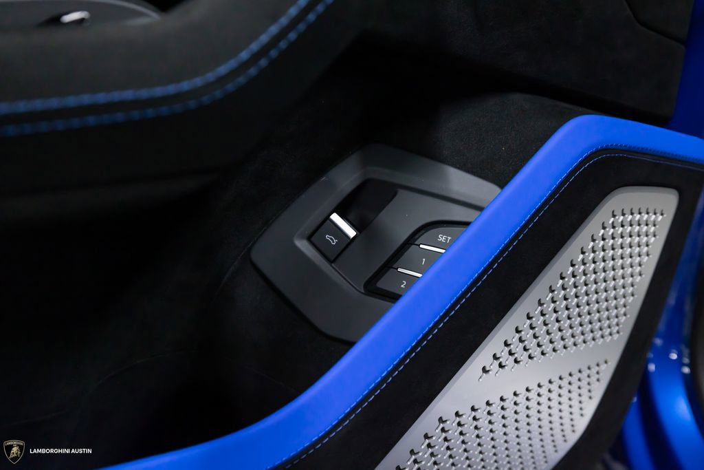 Used 2024 Lamborghini Urus Performante image 22