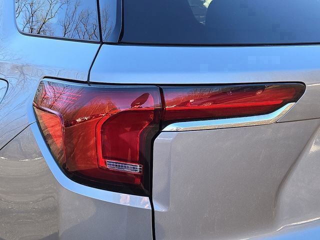 Used 2025 GMC Terrain Elevation image 36