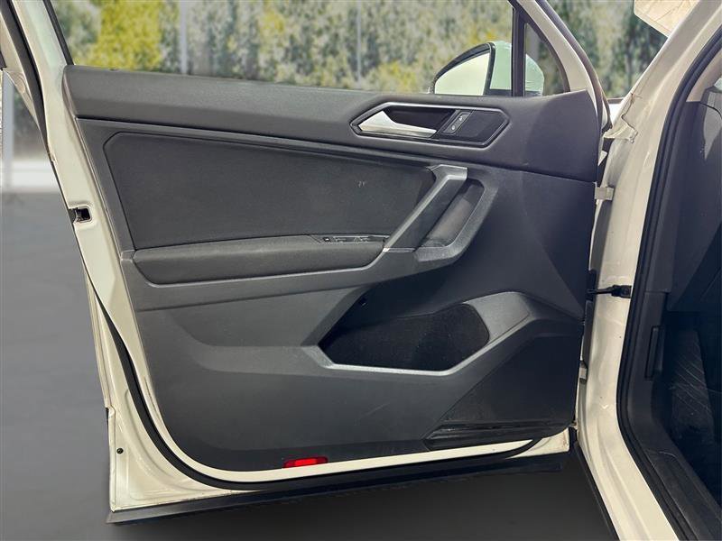 Used 2018 Volkswagen Tiguan S w/ Front Fog Lights Package AWD/4WD image 17