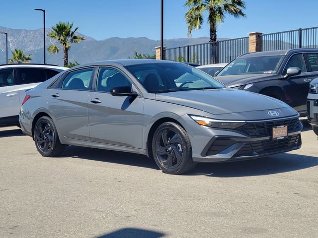 New 2026 Hyundai Elantra Sport FWD image 27