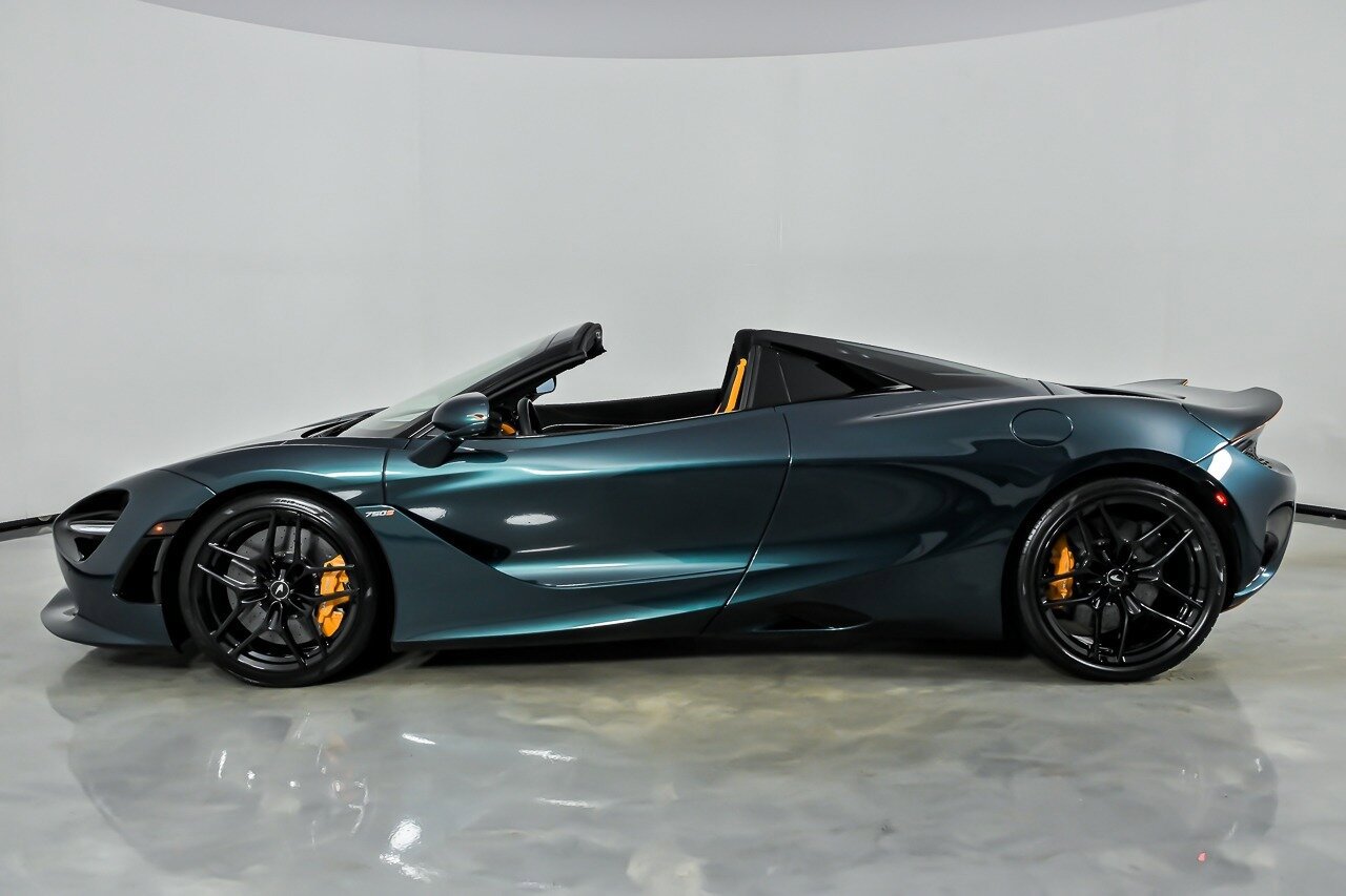 Used 2024 McLaren 750S Spider RWD image 8