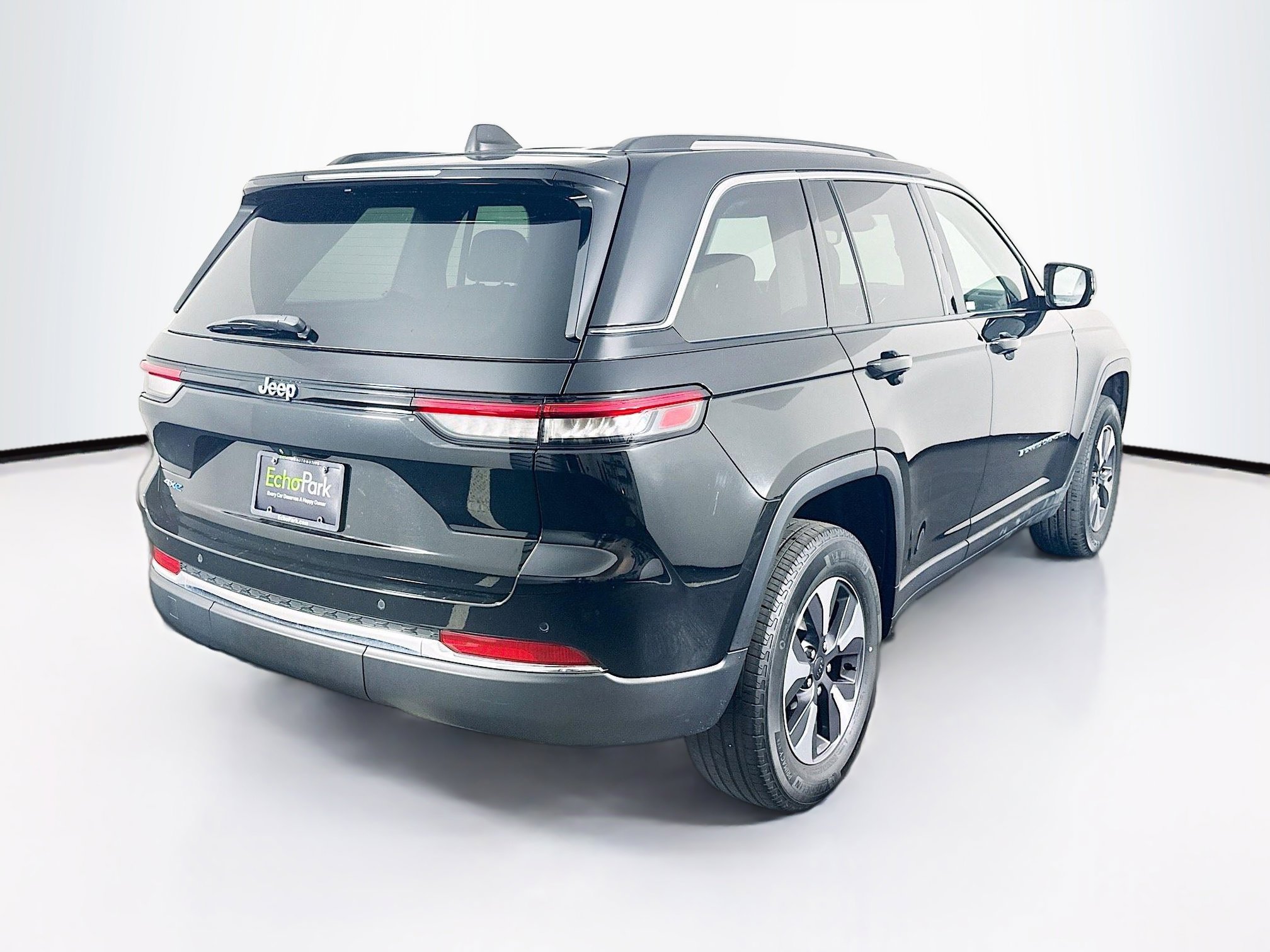 Used 2022 Jeep Grand Cherokee Limited 4xe AWD/4WD image 9