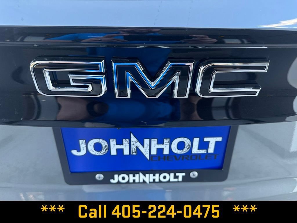 New 2026 GMC Acadia Elevation w/ Black Edition FWD image 14