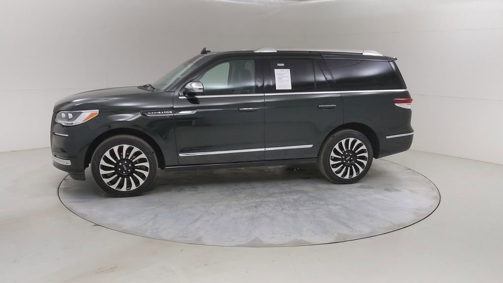 Used 2023 Lincoln Navigator Black Label image 20