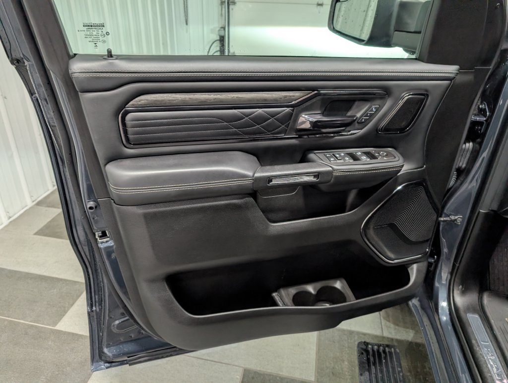Used 2026 RAM 1500 Limited AWD/4WD image 14
