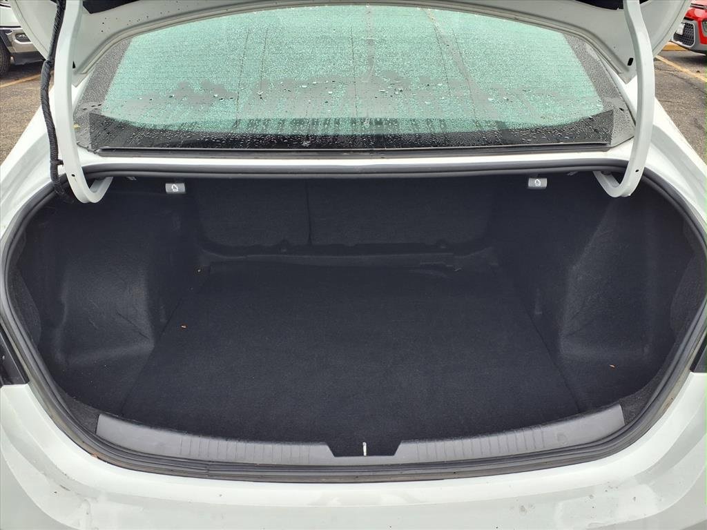 Used 2023 Chevrolet Malibu LT image 18