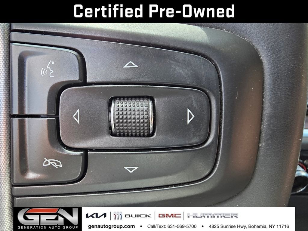 Certified 2025 GMC Sierra 1500 SLT image 26