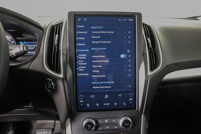 Used 2024 Ford Edge SEL w/ Convenience Package image 40