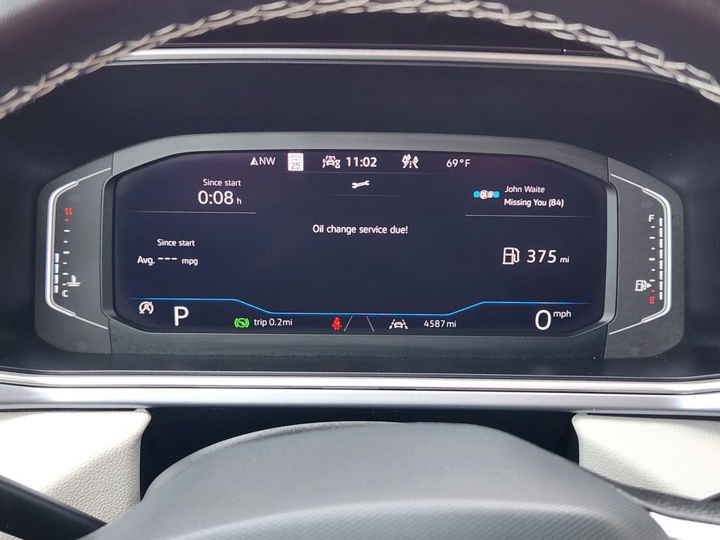 Certified 2025 Volkswagen Taos SEL AWD/4WD image 12