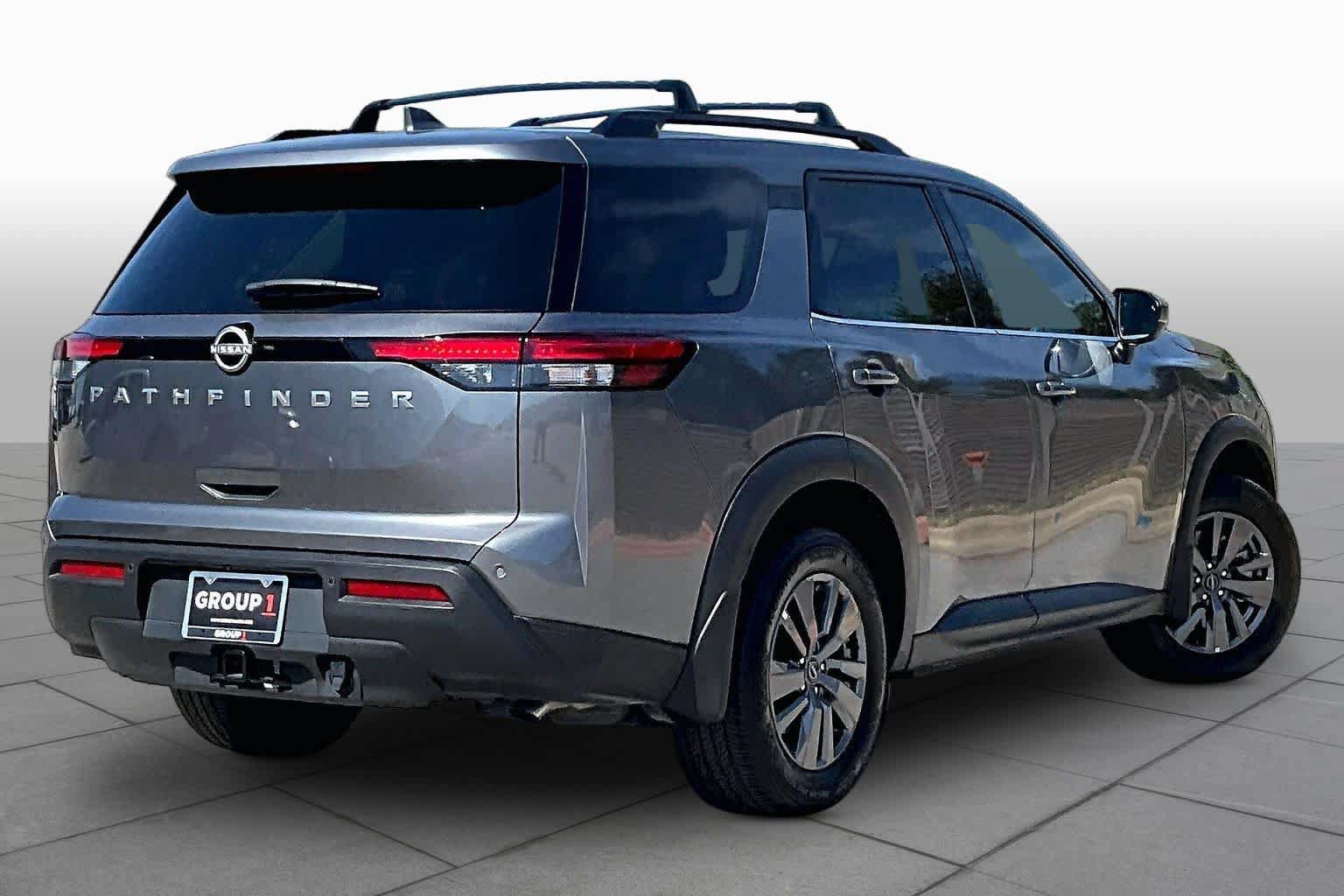Certified 2025 Nissan Pathfinder SV w/ SV Premium Package FWD image 13