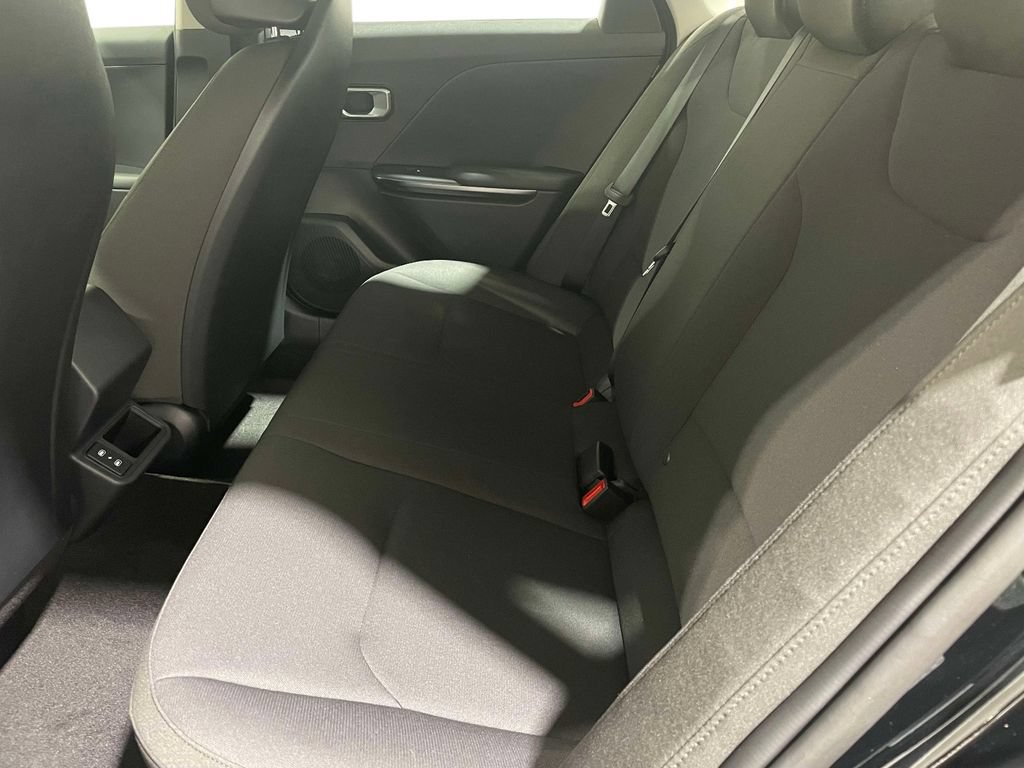New 2026 Kia K4 FWD image 9