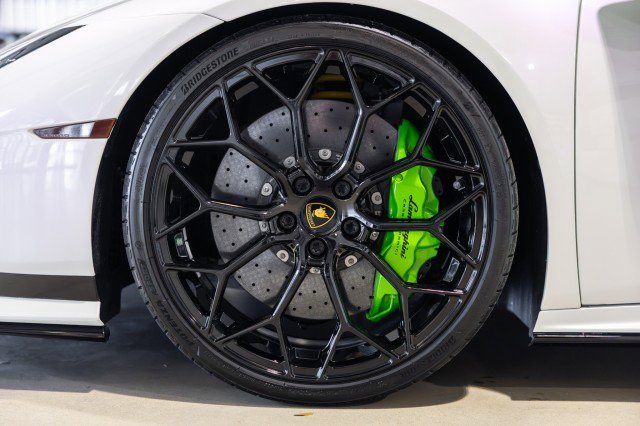 Used 2024 Lamborghini Huracan Tecnica image 29