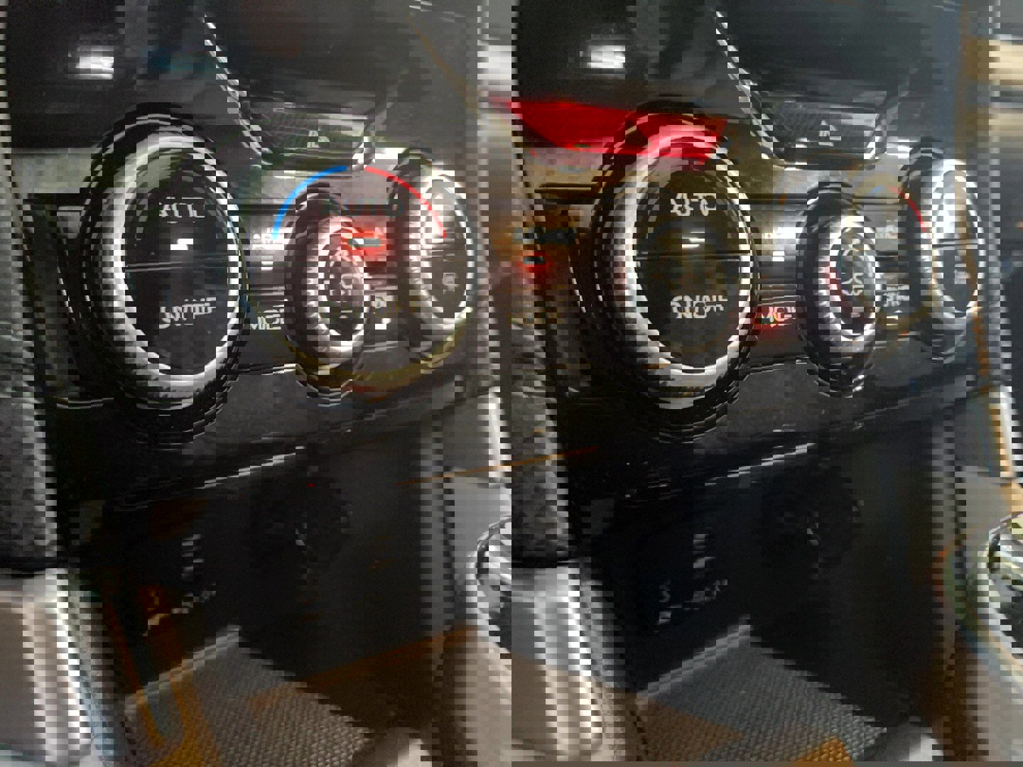 Used 2023 Subaru Forester Limited image 9