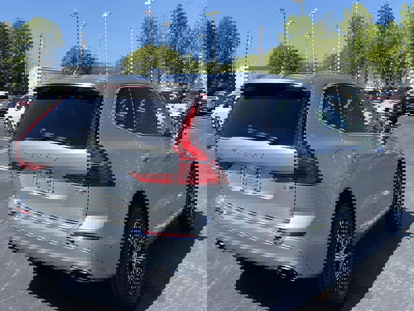 Used 2018 Volvo XC60 T5 Inscription w/ Convenience Package AWD/4WD image 7