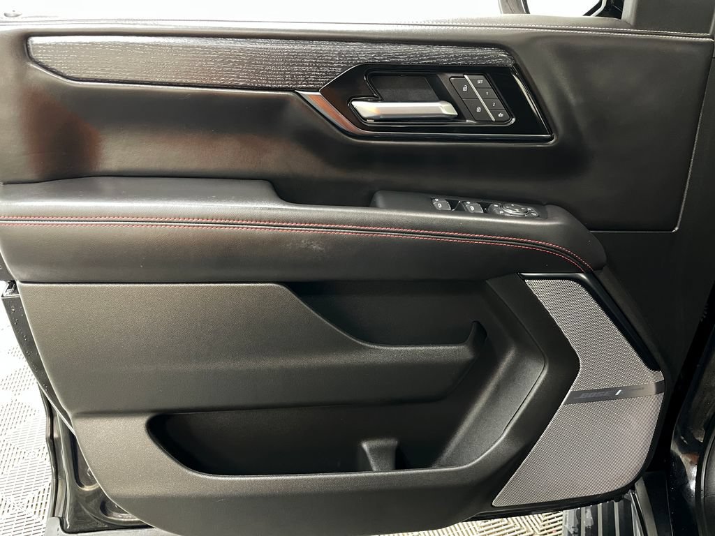 Used 2026 GMC Yukon XL AT4 Ultimate w/ LPO, Floor Liner Package AWD/4WD image 35