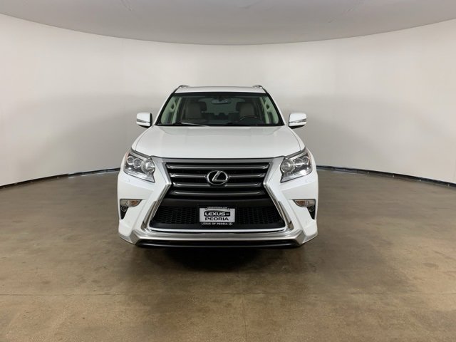 Used 2019 Lexus GX 460 image 3