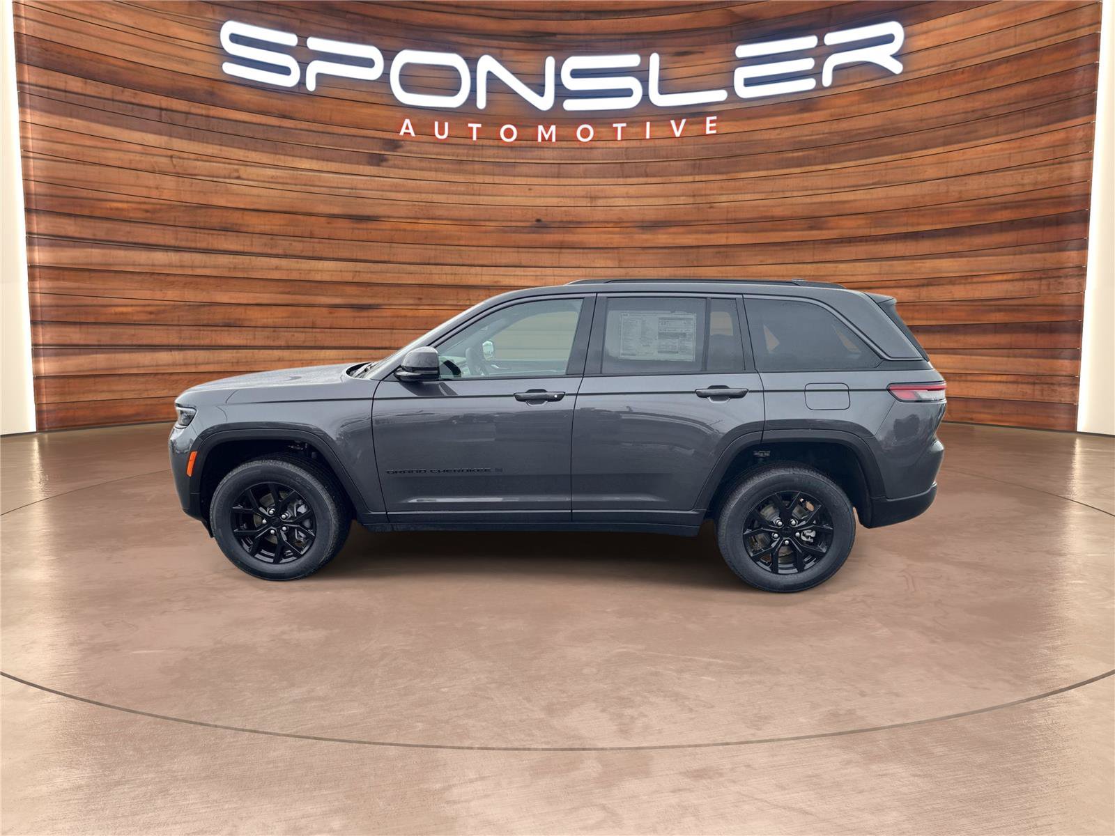New 2026 Jeep Grand Cherokee Altitude AWD/4WD image 2