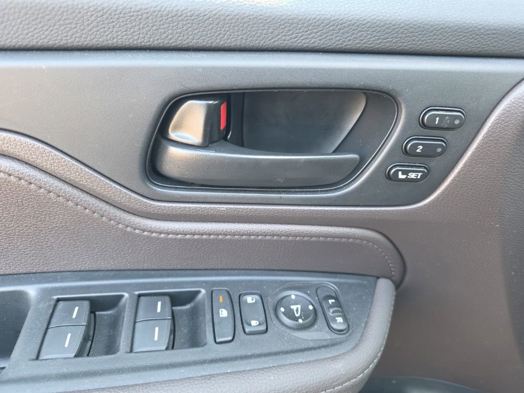 Used 2024 Honda Odyssey EX-L image 12