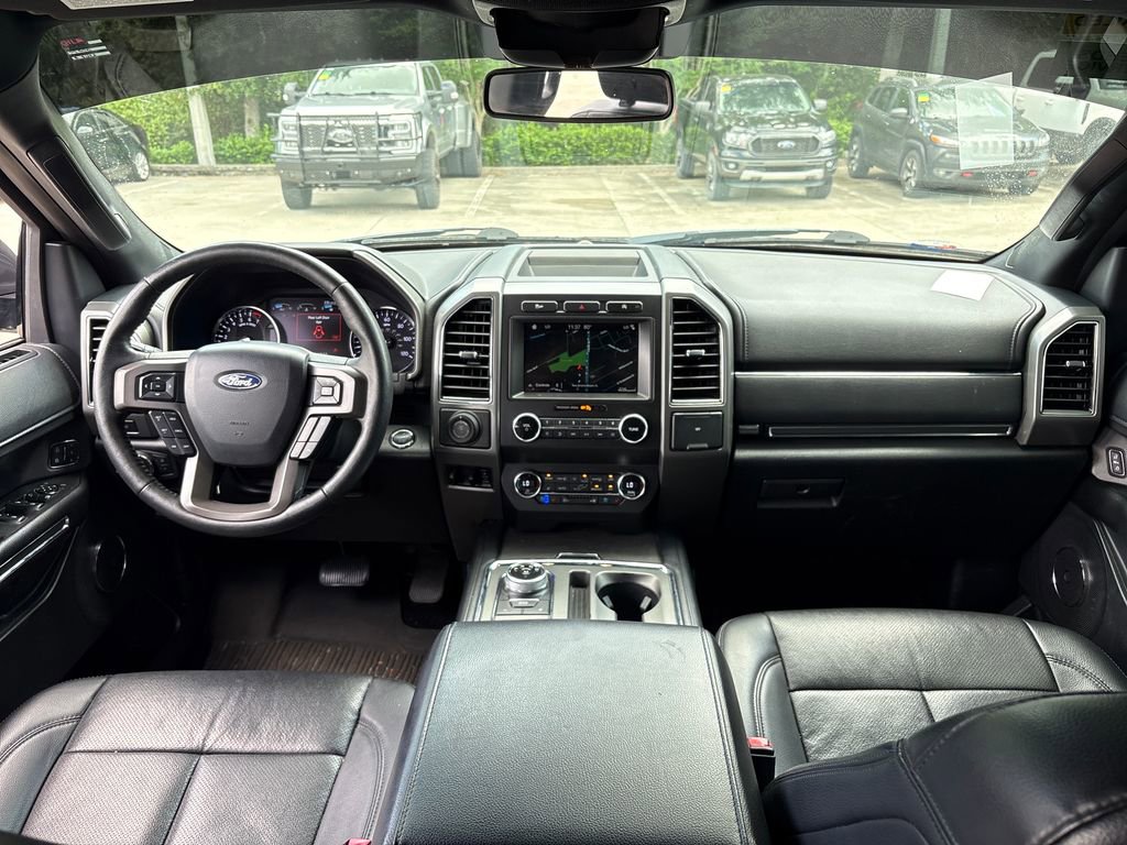 Used 2019 Ford Expedition XLT w/ Equipment Group 202A image 7