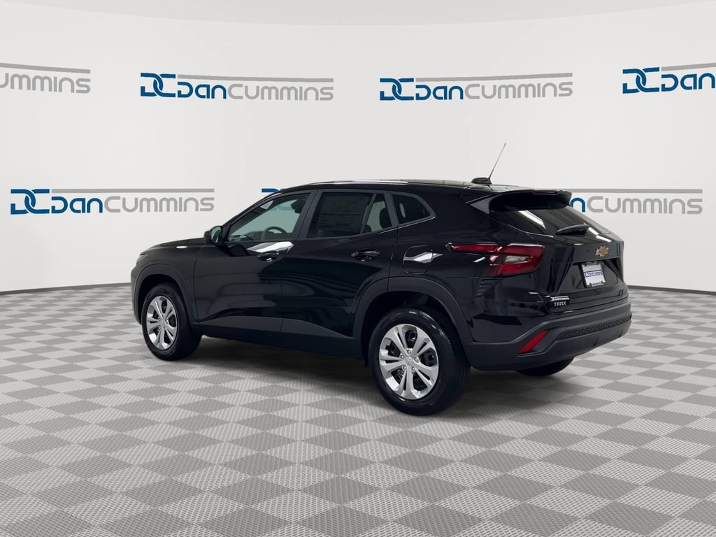 New 2026 Chevrolet Trax LS FWD image 6