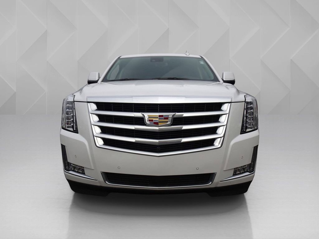 Used 2020 Cadillac Escalade Premium Luxury image 8
