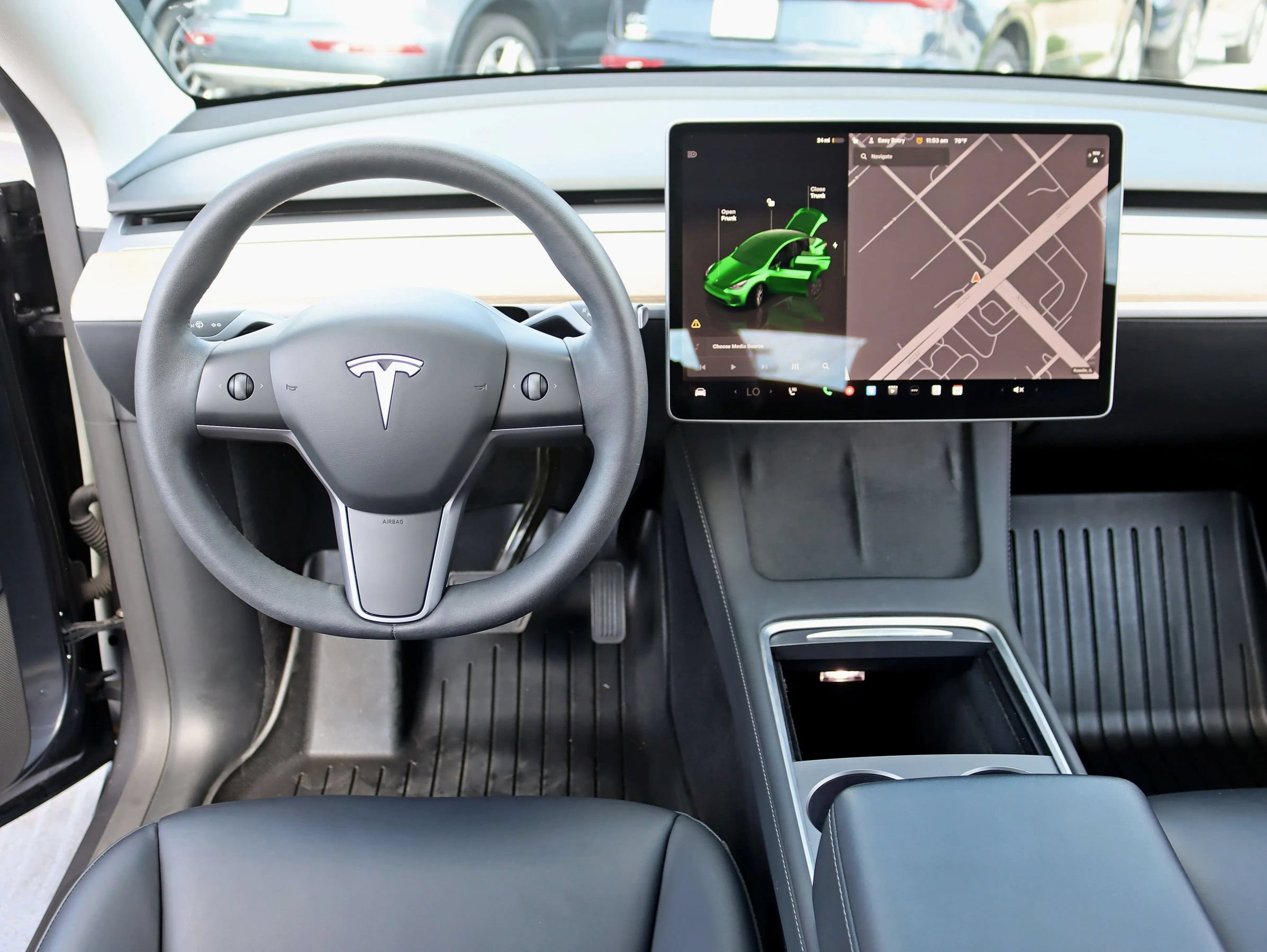 Used 2023 Tesla Model Y Long Range AWD/4WD image 17